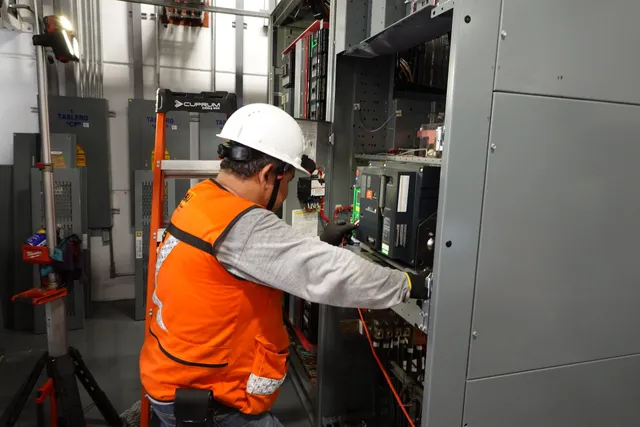 Montaje de subestaciones eléctricas
